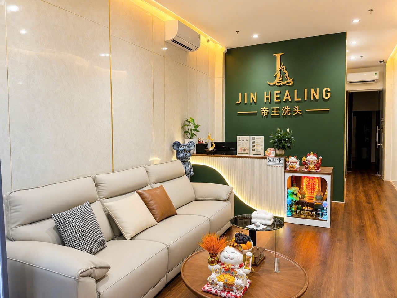 Sảnh lễ tân Jin Healing